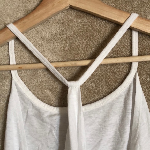 Fabletics Tee - Picture 3 of 4